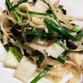 mint3mint3's cooksnap of when they made もやしとニラといかの炒め物.