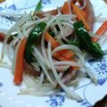 プルンバゴ's cooksnap of when they made もやしで野菜炒め.