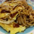 mii0926's cooksnap of when they made 早うま！オム焼きそば♪.