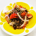 あっこ姉's cooksnap of when they made 新玉ねぎともずく・トマトサラダ.