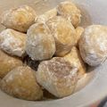 べちほ's cooksnap of when they made ポリ袋で簡単！米粉スノーボールクッキー.