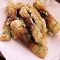 こずっぺ's cooksnap of when they made 米粉でサクッと！ちくわの磯辺揚げ.