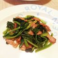ＴＯＭＯ ＹＵ's cooksnap of when they made ホウレンソウとベーコンのバターソテー.
