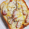 まやしゅうまま's cooksnap of when they made ソーセージとチーズ＆マヨネーズトースト.