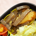 わたさな2016's cooksnap of when they made さつまあげとこんにゃくの甘辛煮.