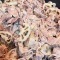 tocomama7's cooksnap of when they made 豚バラ蓮根オイスターソース炒め.