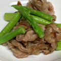 yummy?'s cooksnap of when they made 旨っ♡アスパラと豚の甘辛ガーリック炒め.