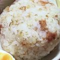 ゆけり３兄弟's cooksnap of when they made 熱中症予防にかつお梅干し塩おにぎり❗.