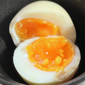かりカリのママ's cooksnap of when they made 半熟ゆで卵のめんつゆ漬け.
