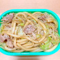 ステルトミチル's cooksnap of when they made 我が家の焼きうどん.