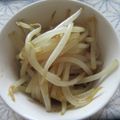 トムラウシ's cooksnap of when they made もやし、醤油とごま油だけ.