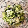 ミセスくーぱー's cooksnap of when they made きゅうりとワカメと玉ねぎで酢！.