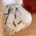くまじ◎'s cooksnap of when they made マヨ醤油で塩こんぶおにぎり✰.