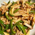 すかしっぺ's cooksnap of when they made 簡単*本格チンジャオロース.