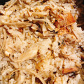 ももゆみ1230's cooksnap of when they made 缶詰簡単！！舞茸とサバ缶の炊き込みご飯.