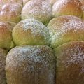 sayaasu's cooksnap of when they made ホワイトチョコ入り抹茶のちぎりパン♪.