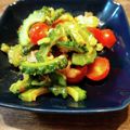 ばたみそーぱん☆'s cooksnap of when they made 卵入りゴーヤとベーコントマトのピリ辛炒め.