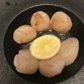 saki1010's cooksnap of when they made ホタテの刺身♡ちょっと炙ってわさび醤油で.