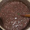 Yokchina's cooksnap of when they made ★圧力鍋☆簡単☆全粒あんこ作り♪.
