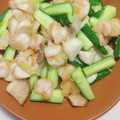 Tケｰ′sK's cooksnap of when they made 中国人ちのえびときゅうりの塩味炒め.