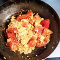 とうたんあっちゃん's cooksnap of when they made ケチャップで中華？！トマトと卵の炒め物.
