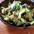 低カロ探検隊's cooksnap of when they made ノンオイル！ズッキーニとツナの塩昆布あえ.