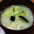 YCHキッチン's cooksnap of when they made ズッキーニと玉ねぎとお揚げさんの味噌汁.