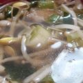 あゆたっくん's cooksnap of when they made 具だくさんにらとわかめスープ.