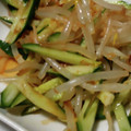 ヨシヨッシー's cooksnap of when they made もやしときゅうりのおかか和え.