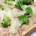 あや3069's cooksnap of when they made ブロッコリーとツナの海苔チーズトースト.