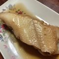 papikun's cooksnap of when they made カラスカレイの煮つけ☆さみしさ同量水２倍.