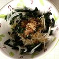 あややっほー's cooksnap of when they made わかめと玉ねぎのおかか和え.