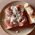 ぐらのーら。's cooksnap of when they made 牛乳から作るチーズでイチジクトースト.