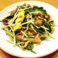 かなりんココりん's cooksnap of when they made 水菜×舞茸×卵　ごま油ピリ辛炒め.