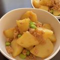 mog＊mag's cooksnap of when they made <給食の味>揚げじゃがいものそぼろ煮.
