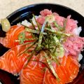 あい♪らんど's cooksnap of when they made ＊簡単＊サーモン＆ネギトロ丼＊.