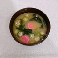 ＊なみへい＊'s cooksnap of when they made お湯を注ぐだけ❗ 花麩とおくらのみそ汁.