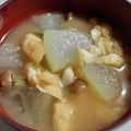 気まぐれ♡雨おんな's cooksnap of when they made 冬瓜となめこと油揚げの味噌汁.