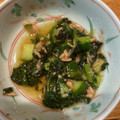 ガッツキ虫's cooksnap of when they made 夏の定番。モロヘイヤきゅうりツナのサラダ.