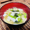 料理男子部's cooksnap of when they made 豆富と油揚げ・長ネギの味噌汁.