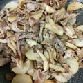 まん丸みかリン's cooksnap of when they made 長芋豚肉きのこのバターポン酢炒め.