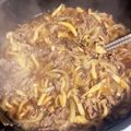 くまノン兵衛's cooksnap of when they made しめじたっぷりんこ牛丼.
