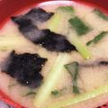 ☆ayami☆26's cooksnap of when they made 小松菜と海苔の味噌汁.