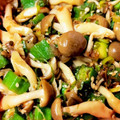 しゅがーぐらいだー's cooksnap of when they made 美和食✿しめじとオクラの和え物.