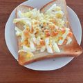 chikinda's cooksnap of when they made 鮭フレーク＆卵＆チーズのせトースト✿.