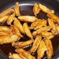 soaob's cooksnap of when they made ヨシダソースで！鶏手羽の甘辛サッパリ炒め.