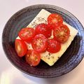 azbjbn's cooksnap of when they made 材料2つズボラおしゃれ✨冷奴にプチトマト.