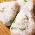 mantacarp's cooksnap of when they made 梅と枝豆のおにぎり.