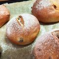 アオ0327's cooksnap of when they made Walnuts Raisin Buns.