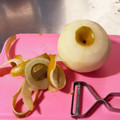 おぢゅん's cooksnap of when they made ピーラーで簡単！りんごや梨の皮むきコツ.